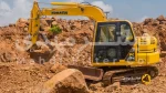 ماشین آلات بیل مکانیکی در فیلتر مهدی