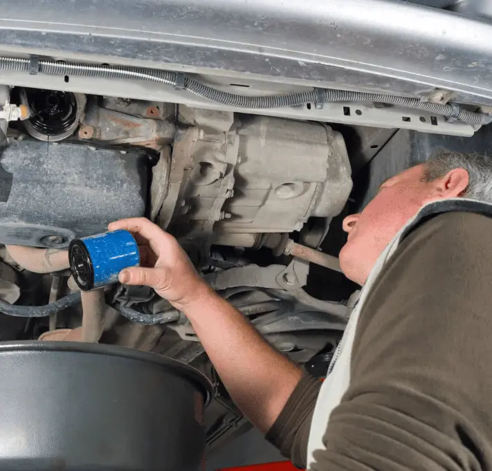 آموزش باز کردن فیلتر کابین خودرو توسط مکانیک در تهران